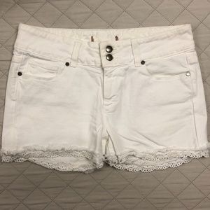 Paige Denim Women's White Shorts (Size 28)